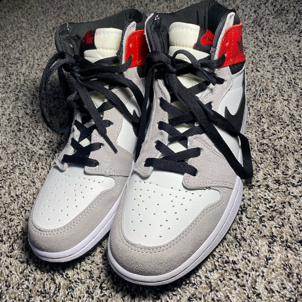 Nike Air Jordan 1 mids